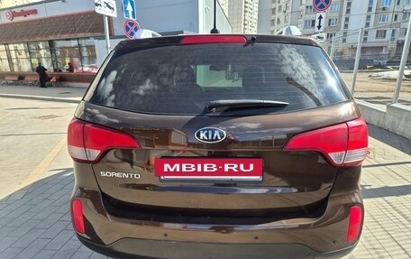 KIA Sorento II рестайлинг, 2017 год, 2 000 000 рублей, 21 фотография