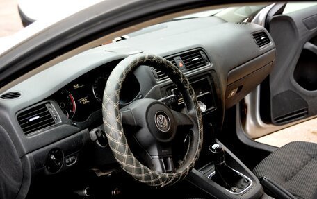 Volkswagen Jetta VI, 2013 год, 872 000 рублей, 20 фотография