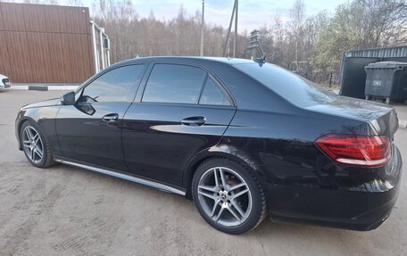 Mercedes-Benz E-Класс, 2013 год, 2 400 000 рублей, 9 фотография