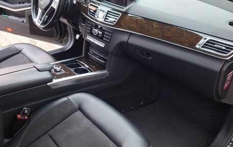 Mercedes-Benz E-Класс, 2013 год, 2 400 000 рублей, 13 фотография