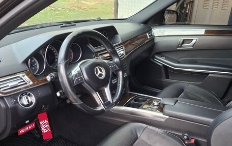 Mercedes-Benz E-Класс, 2013 год, 2 400 000 рублей, 11 фотография