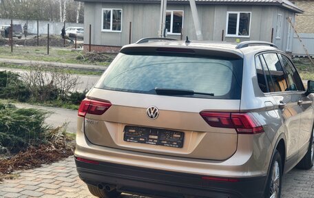 Volkswagen Tiguan II, 2020 год, 2 800 000 рублей, 5 фотография