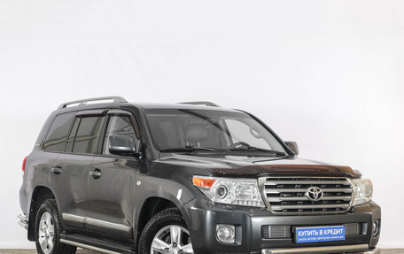 Toyota Land Cruiser 200, 2011 год, 3 819 000 рублей, 2 фотография