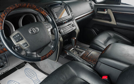 Toyota Land Cruiser 200, 2011 год, 3 819 000 рублей, 8 фотография