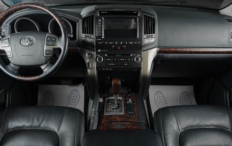 Toyota Land Cruiser 200, 2011 год, 3 819 000 рублей, 13 фотография