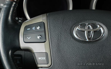 Toyota Land Cruiser 200, 2011 год, 3 819 000 рублей, 15 фотография