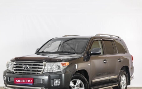 Toyota Land Cruiser 200, 2011 год, 3 819 000 рублей, 4 фотография