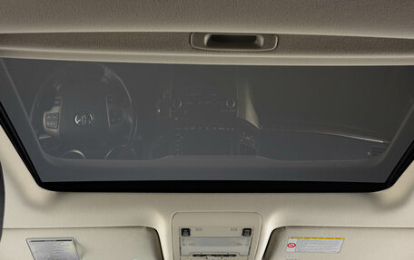 Toyota Land Cruiser 200, 2011 год, 3 819 000 рублей, 21 фотография