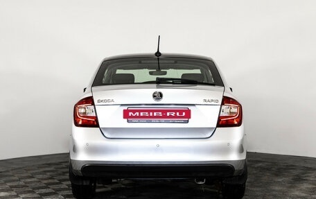 Skoda Rapid I, 2018 год, 1 800 000 рублей, 6 фотография