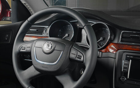 Skoda Superb III рестайлинг, 2010 год, 979 000 рублей, 12 фотография