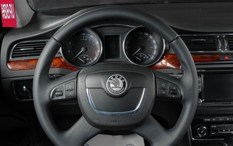 Skoda Superb III рестайлинг, 2010 год, 979 000 рублей, 14 фотография