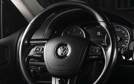 Volkswagen Touareg III, 2013 год, 2 589 000 рублей, 24 фотография