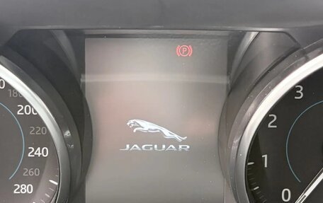 Jaguar XF II, 2018 год, 2 900 000 рублей, 5 фотография