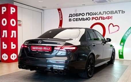 Mercedes-Benz E-Класс AMG, 2021 год, 7 300 000 рублей, 4 фотография