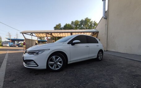 Volkswagen Golf VIII, 2020 год, 1 920 000 рублей, 7 фотография