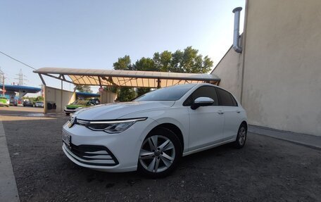 Volkswagen Golf VIII, 2020 год, 1 920 000 рублей, 6 фотография