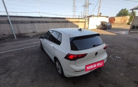 Volkswagen Golf VIII, 2020 год, 1 920 000 рублей, 4 фотография