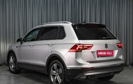 Volkswagen Tiguan II, 2017 год, 2 849 000 рублей, 2 фотография