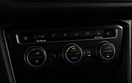 Volkswagen Tiguan II, 2017 год, 2 849 000 рублей, 15 фотография