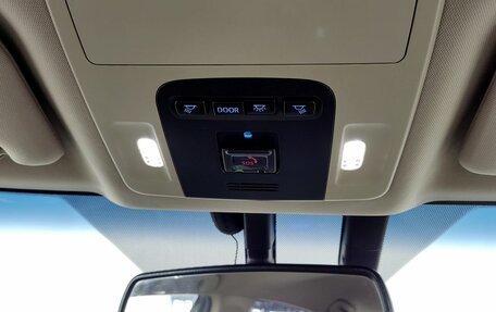 Toyota Camry, 2021 год, 3 900 000 рублей, 12 фотография
