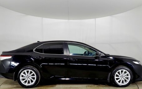 Toyota Camry, 2021 год, 3 900 000 рублей, 7 фотография