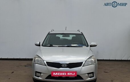 KIA cee'd I рестайлинг, 2010 год, 650 000 рублей, 2 фотография