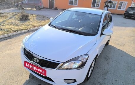KIA cee'd I рестайлинг, 2011 год, 700 000 рублей, 1 фотография