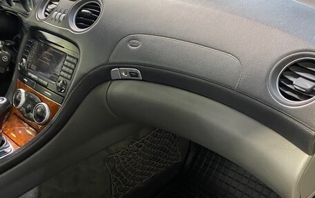 Mercedes-Benz SL-Класс, 2004 год, 2 118 000 рублей, 32 фотография