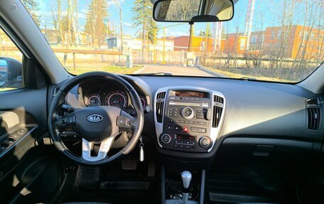 KIA cee'd I рестайлинг, 2011 год, 700 000 рублей, 9 фотография