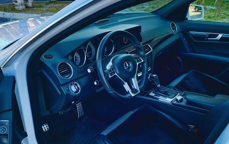 Mercedes-Benz C-Класс, 2013 год, 1 900 000 рублей, 5 фотография