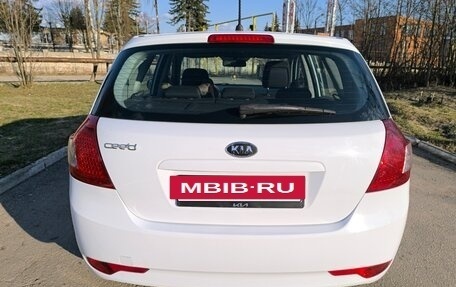 KIA cee'd I рестайлинг, 2011 год, 700 000 рублей, 6 фотография