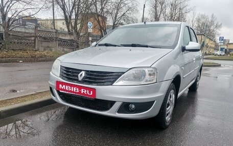 Renault Logan I, 2012 год, 380 000 рублей, 2 фотография