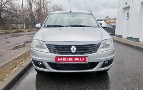 Renault Logan I, 2012 год, 380 000 рублей, 3 фотография