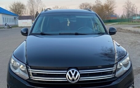 Volkswagen Tiguan I, 2012 год, 1 100 000 рублей, 1 фотография