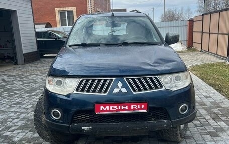 Mitsubishi Pajero Sport II рестайлинг, 2011 год, 700 000 рублей, 1 фотография