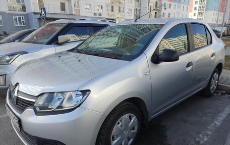 Renault Logan II, 2018 год, 790 000 рублей, 2 фотография