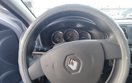 Renault Logan II, 2018 год, 790 000 рублей, 9 фотография