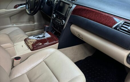 Toyota Camry, 2012 год, 1 190 000 рублей, 5 фотография