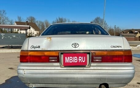 Toyota Crown, 1994 год, 330 000 рублей, 2 фотография