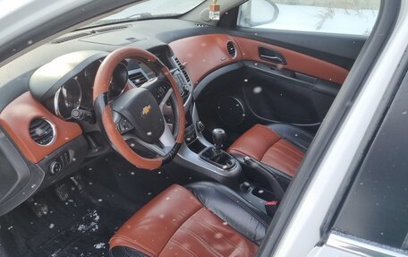 Chevrolet Cruze II, 2012 год, 690 000 рублей, 4 фотография