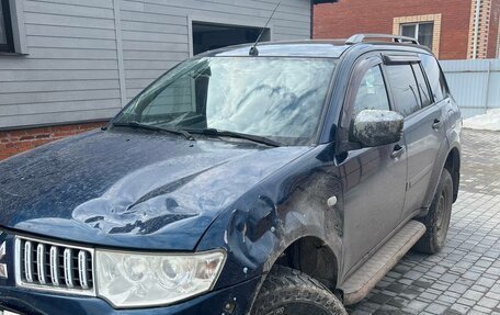 Mitsubishi Pajero Sport II рестайлинг, 2011 год, 700 000 рублей, 4 фотография