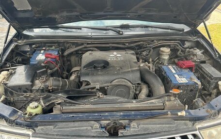 Mitsubishi Pajero Sport II рестайлинг, 2011 год, 700 000 рублей, 9 фотография