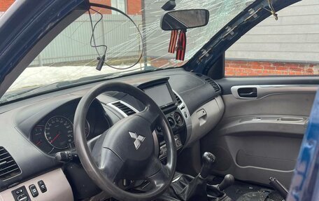 Mitsubishi Pajero Sport II рестайлинг, 2011 год, 700 000 рублей, 17 фотография