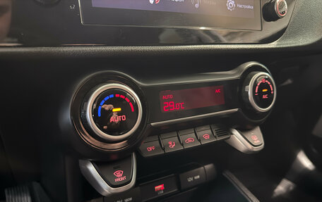 KIA Rio IV, 2021 год, 1 745 000 рублей, 13 фотография