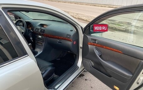 Toyota Avensis III рестайлинг, 2004 год, 525 000 рублей, 9 фотография