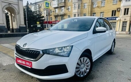 Skoda Rapid II, 2021 год, 1 780 000 рублей, 2 фотография