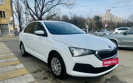 Skoda Rapid II, 2021 год, 1 780 000 рублей, 3 фотография