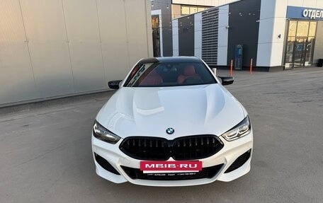 BMW 8 серия, 2021 год, 9 900 000 рублей, 2 фотография