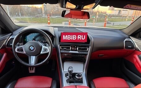 BMW 8 серия, 2021 год, 9 900 000 рублей, 28 фотография