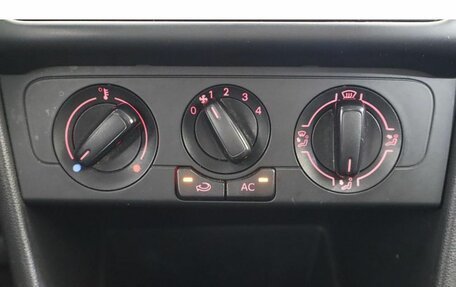 Volkswagen Polo VI (EU Market), 2011 год, 629 000 рублей, 11 фотография